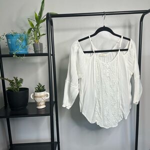 Abercrombie & Fitch White Lace Cold-Shoulder Top
